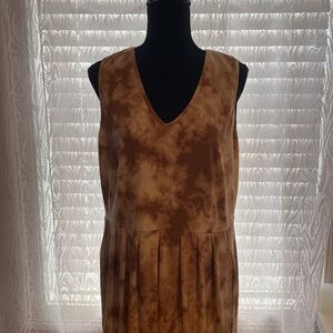 Tie-dye pattern brown camel tan dress